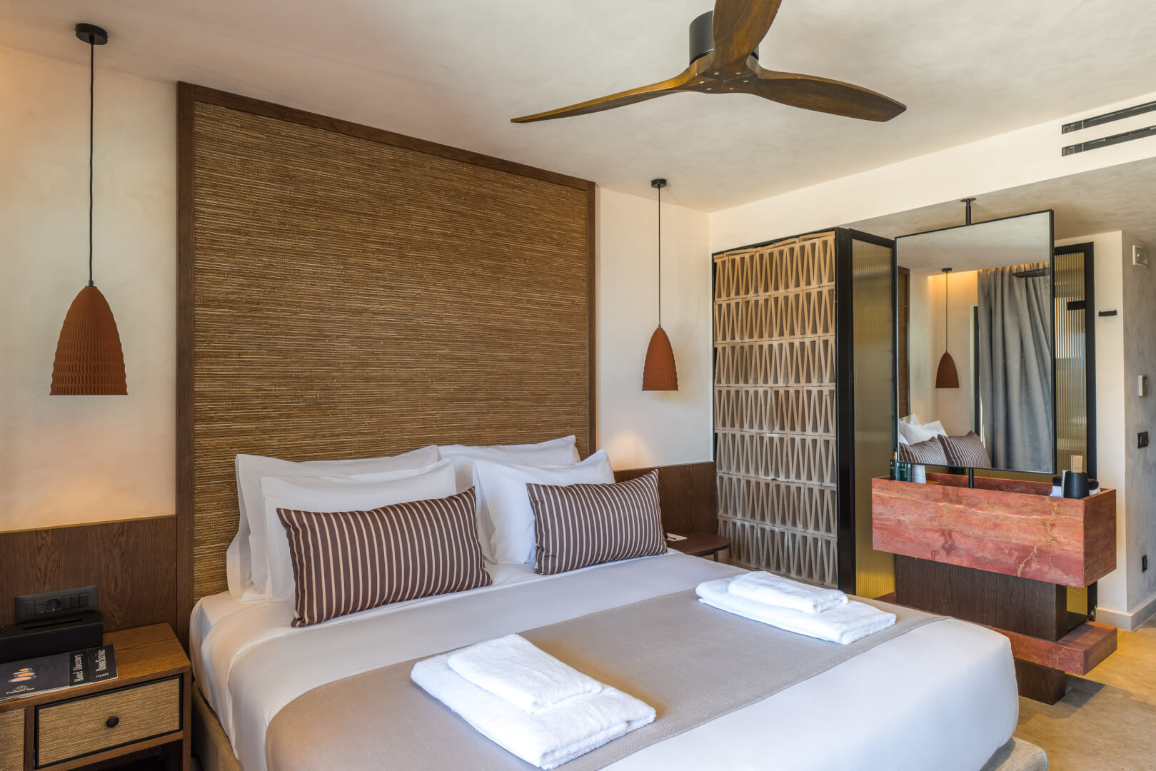 Double Deluxe Room